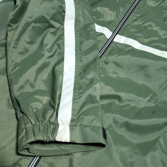 NIKE GUC MENS SIZE MEDIUM VINTAGE Y2K OLIVE GREEN LINED  WINDBREAKER JACKET - Picture 4 of 9
